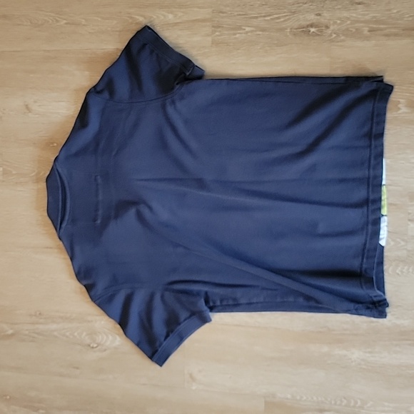 Banana Republic Men's Polo size large - Picture 4 of 4